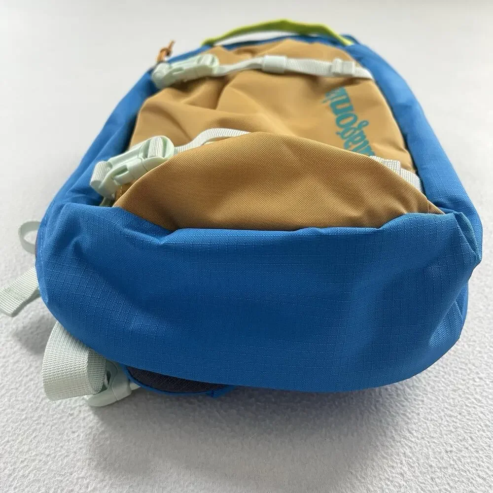 NWT Patagonia PWVL Patchwork Vessel Blue Gold Atom Sling 8L Backpack Bag 48262